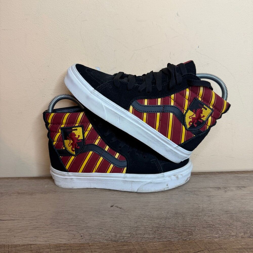 Harry Potter x Vans Sk8-Hi 'Gryffindor' edition women’s size 5 shoes - Picture 5 of 7